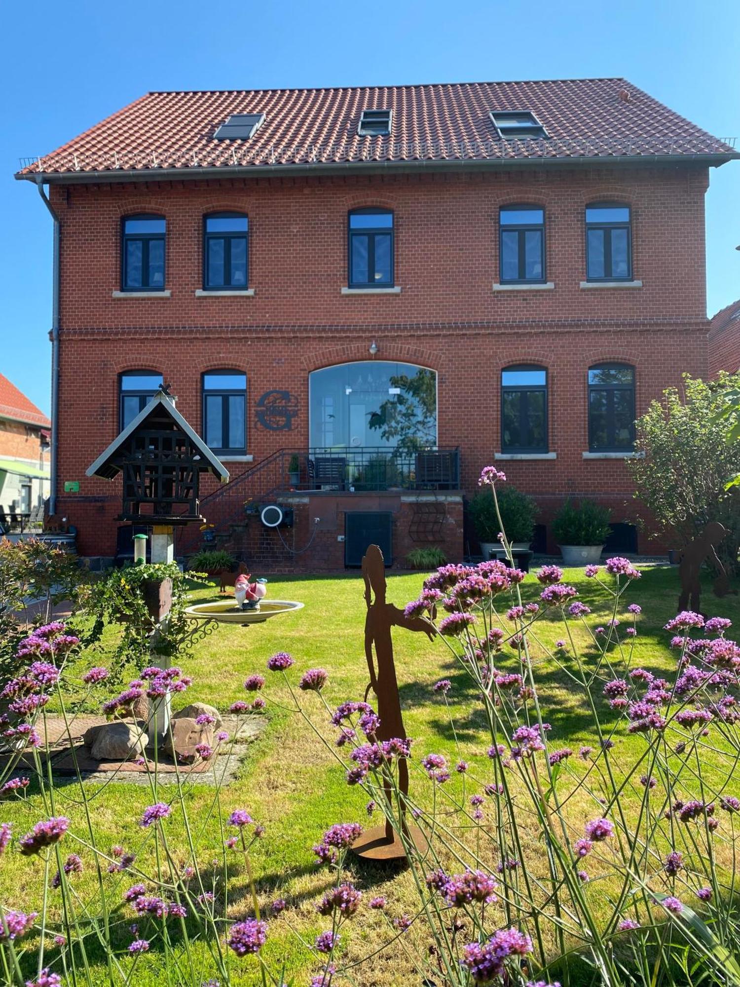 Pension Grunwald Sehnde Exteriör bild